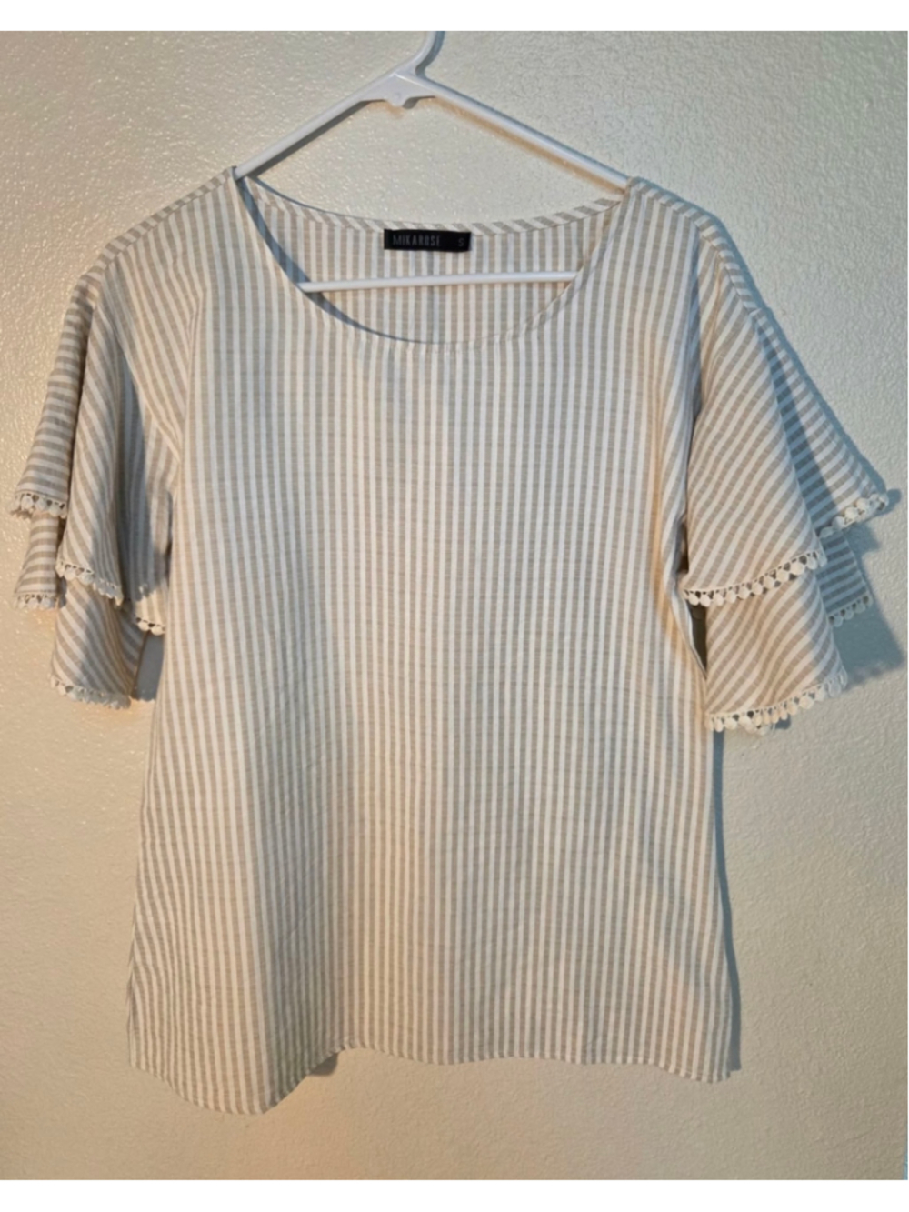 Mikarose Women’s Striped Tiered Flutter Sleeve Top Pom Pom Trim Ivory Tan Size S